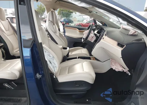 2019 Tesla Model X 100D/75D/Long Range from USA, damaged, VIN 5YJXCBE22KF162440